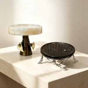 Onyx Pedestal Collection – Calla & Silver Leaf Series